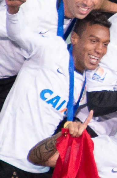 Foto de Edenilson