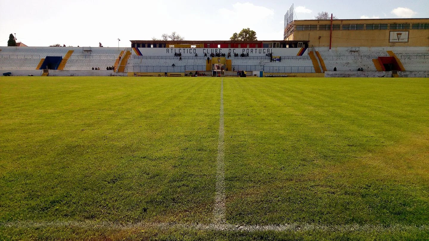 Foto de Estádio da Tapadinha