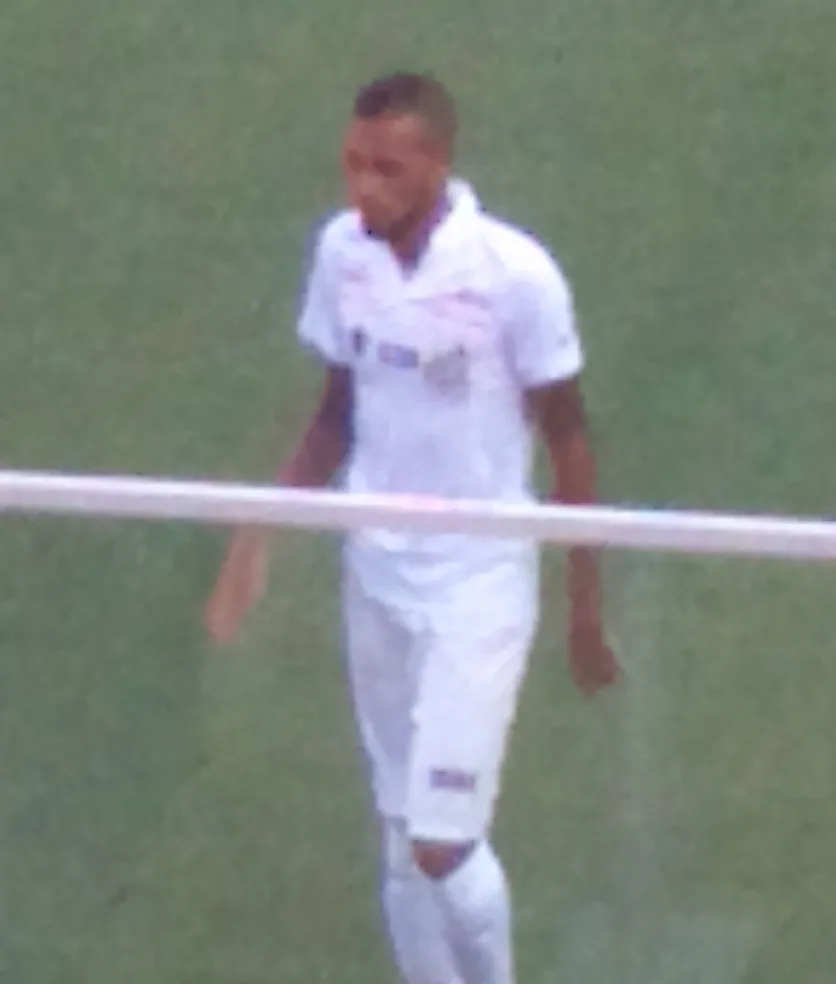 Foto de Paulinho (futebolista, 1988)